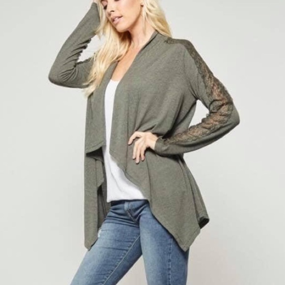 🛍Boutique Liquidation- Lace Detail Cardigan